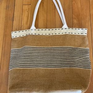 Big woven tote beach shopping bag NWT